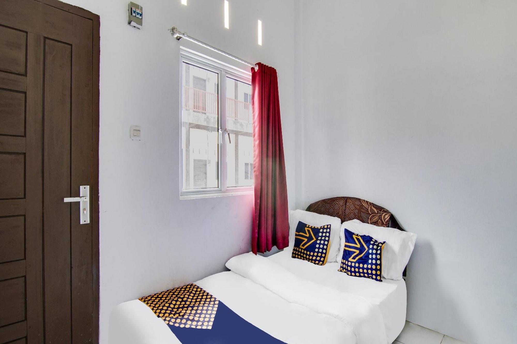 Spot On 91858 Raja Homestay Syariah Pekanbaru Eksteriør billede