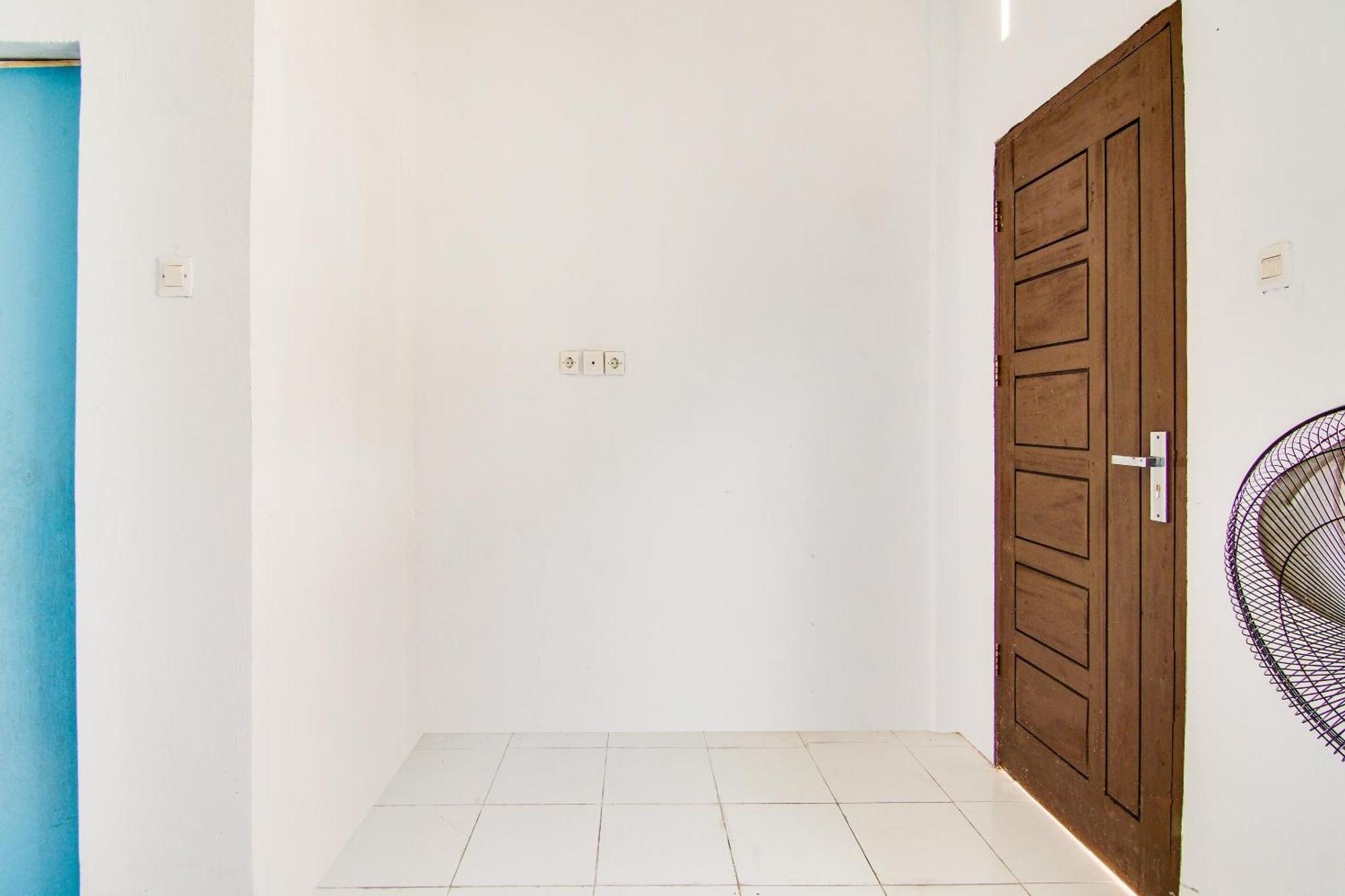 Spot On 91858 Raja Homestay Syariah Pekanbaru Eksteriør billede