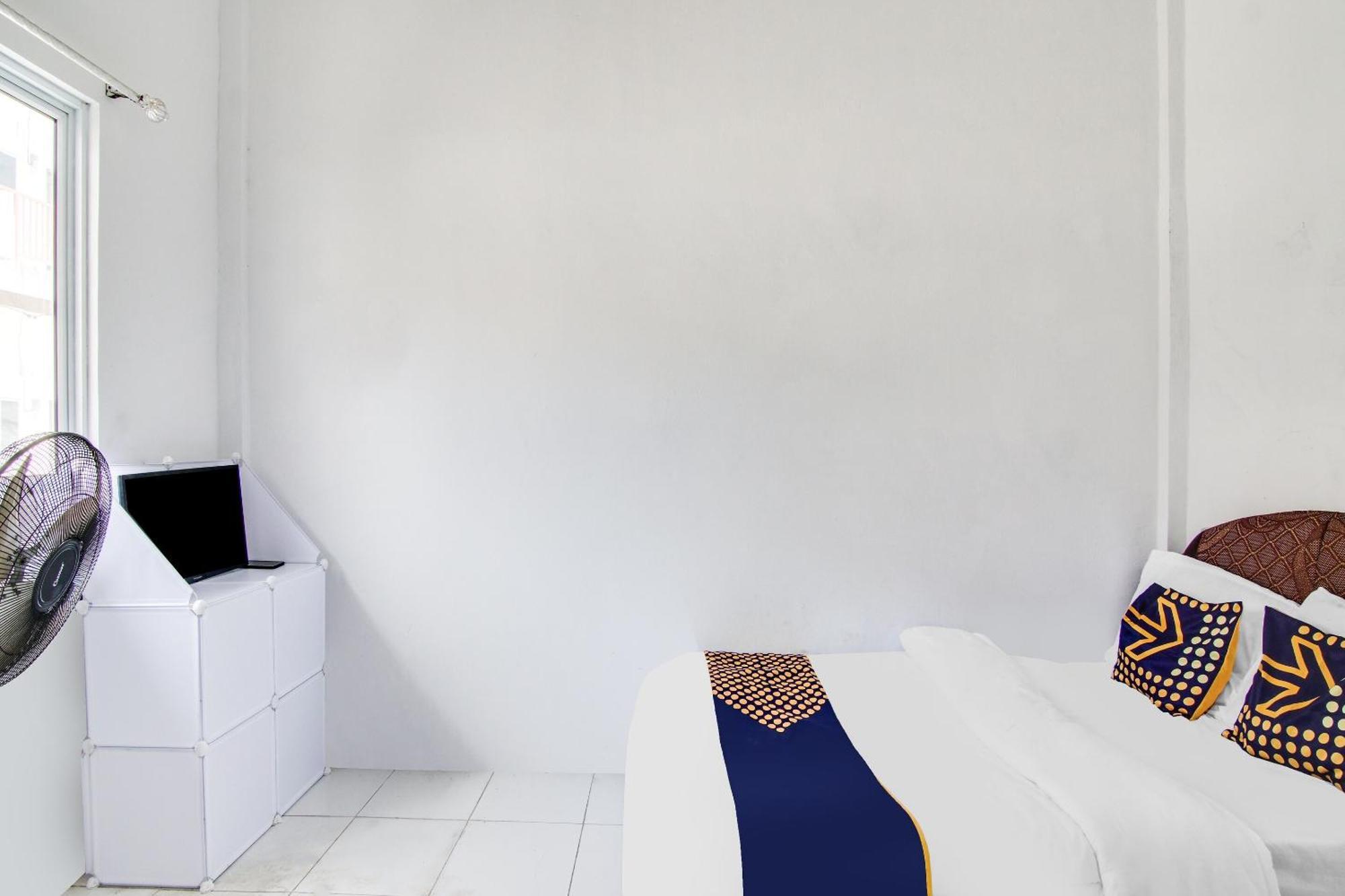 Spot On 91858 Raja Homestay Syariah Pekanbaru Eksteriør billede